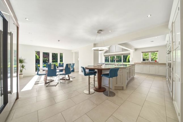 Weaverlake House, Weaverlake Drive, Burton-On-Trent photo 4