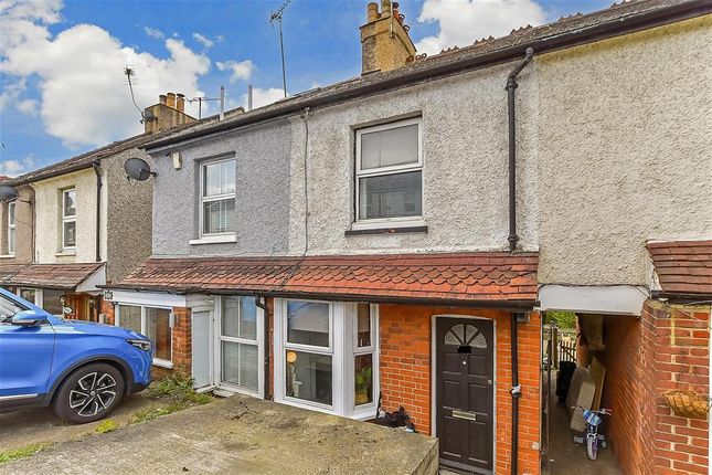 Thumbnail Terraced house for sale in Godstone Road, Whyteleafe, Surrey
