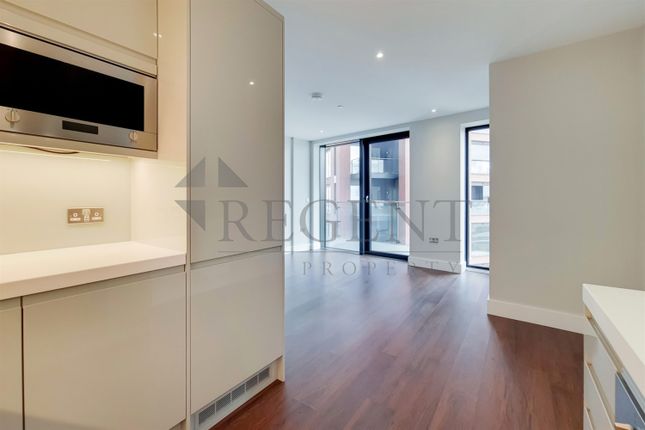 12, Leamouth Road, London photo 4