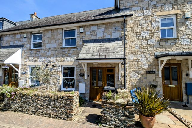2Â Bedroom Mid Terraced House For Sale