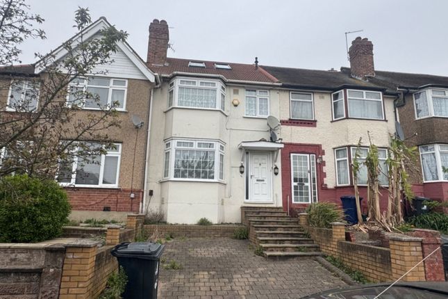 Terraced house to rent in Northwood Gardens, Greenford