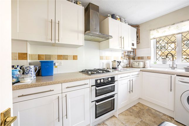 Percheron Drive, Woking photo 2