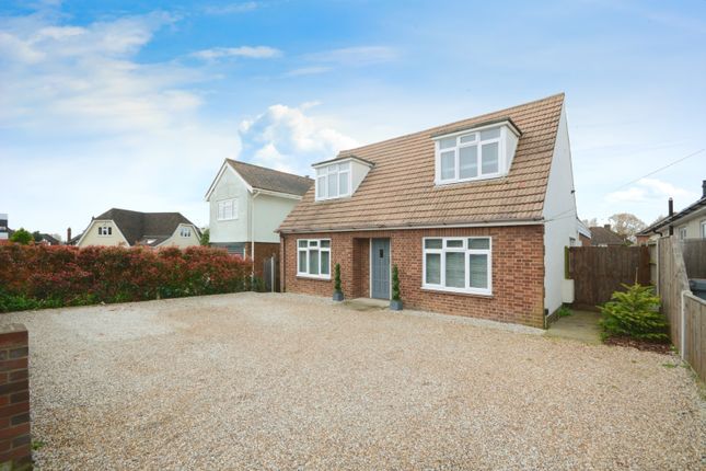 Thumbnail Detached house for sale in Chignal Road, Chelmsford, Essex