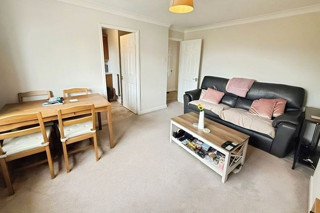 Newry Court, Cheshire photo 3