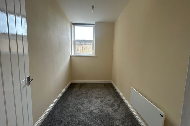 674A, Carmarthen Road, Swansea photo 5