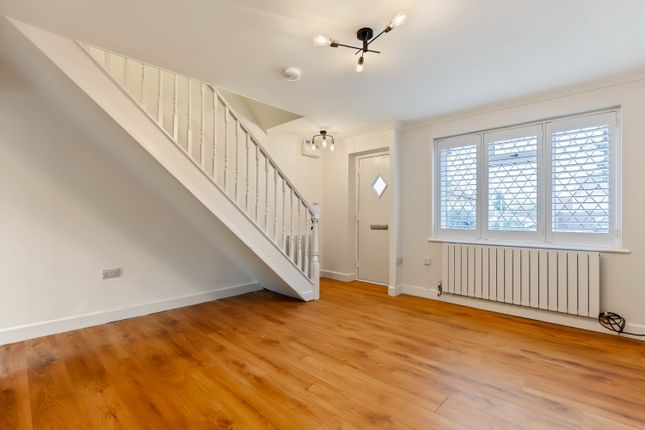 3, Moor Pond Close, Bicester photo 4