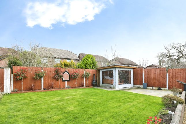 3, Redshank Avenue, Cheshire photo 4