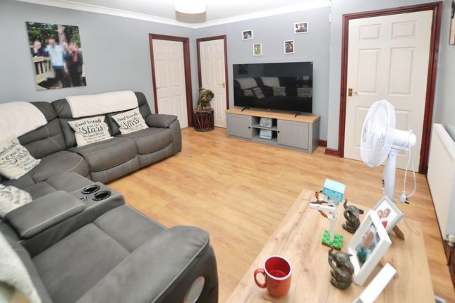 27, St. James View, St. Columb photo 2