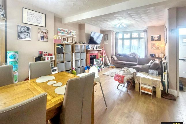 4, Clearmount Road, Weymouth photo 2