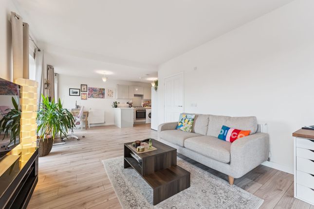 17 Cuddies Walk, Flat 2/3, Northbridge, Glasgow, Glasgow photo 4