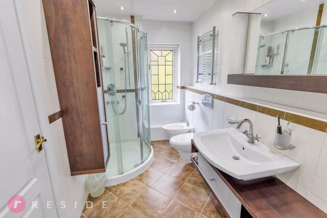 Bedroom Two En-Suite