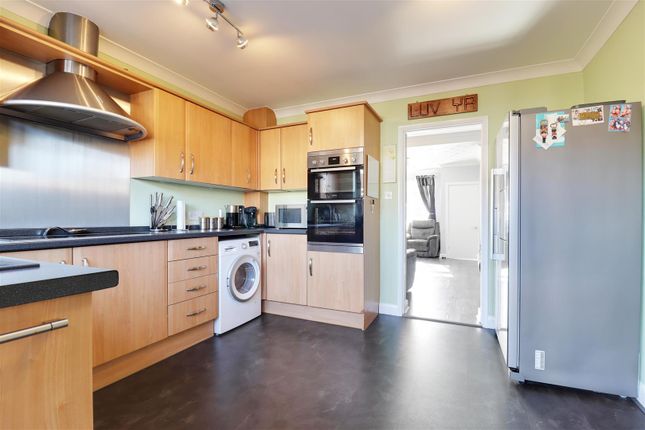 Terraced house for sale in Cardigan Road, Hull