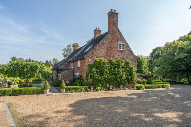 Meadow Farm, Chequers Lane, Thetford photo 2