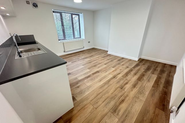 4 Harrier Court, Woodside Road, Luton photo 4