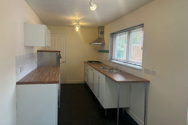 20, NOTTINGHAM photo 3