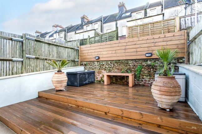 Terraced house to rent in Carisbrooke Road, Brighton BN2