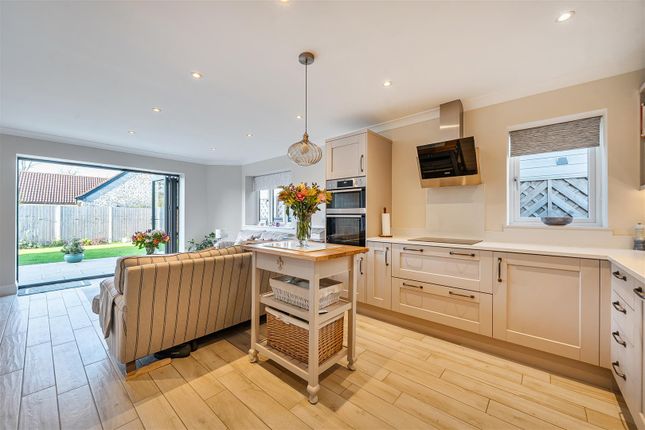 4 Blackberry Court, School Street, Langport photo 4