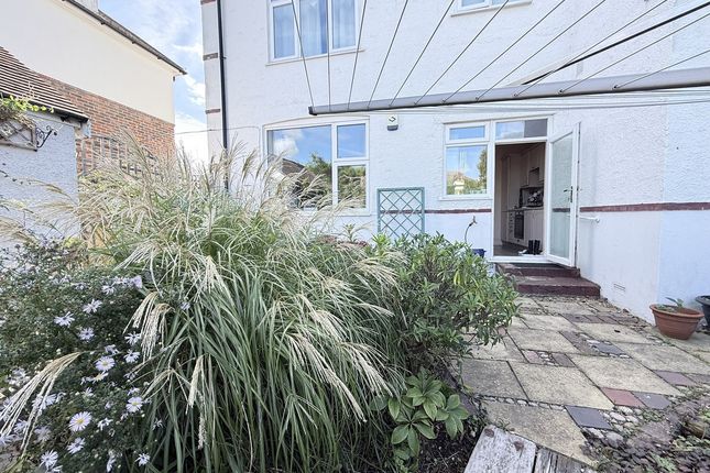 30, Pevensey Road, Worthing photo 4