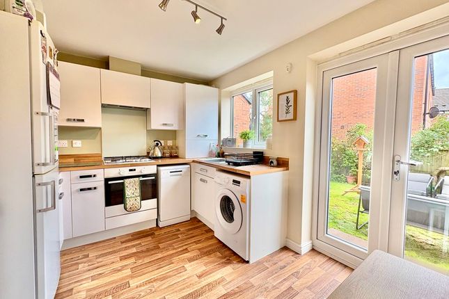 28, Bronte Drive, Newport photo 3