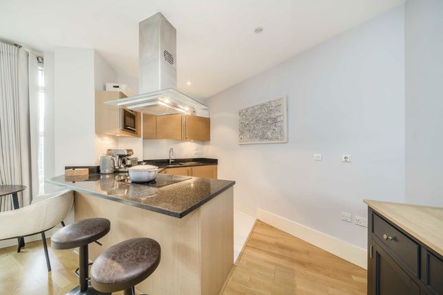35 Baltimore House, Juniper Drive, London photo 3