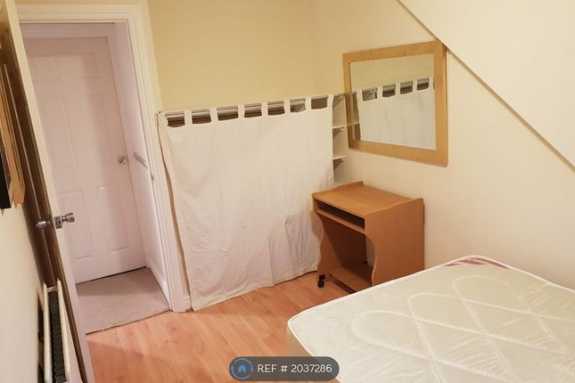 Room to rent in Obelisk Rise, Northampton