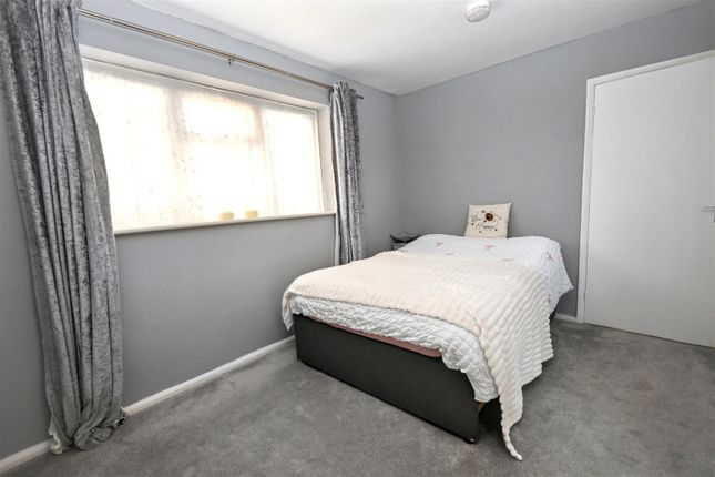 14 Millfields Court, Windsor Way, Polegate photo 4