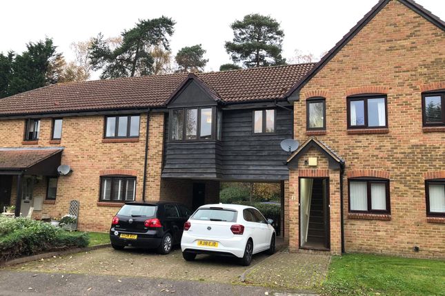 Studio for sale in Wentworth Close, Crowthorne RG45