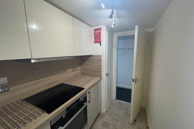 Flat 6, 14a, Killigrew Street, Falmouth photo 5