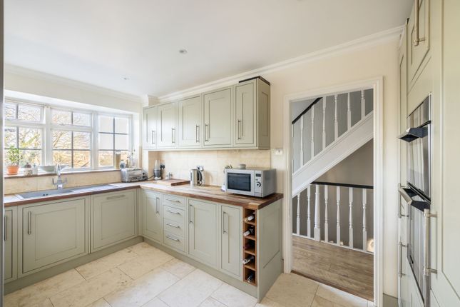 Thumbnail End terrace house for sale in Hillview Close, Purley