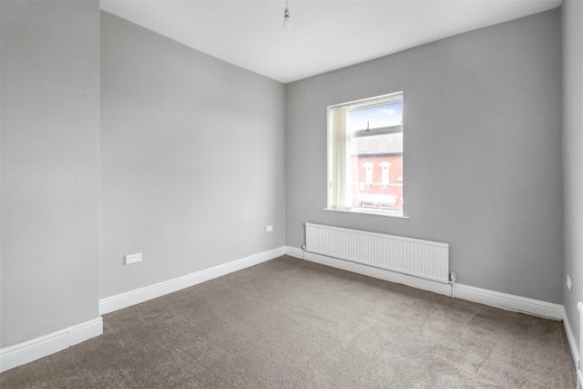 End terrace house to rent in Broadfield Road, Stockport