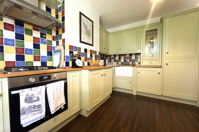 12, Fanshawe Street, Hertfordshire photo 3