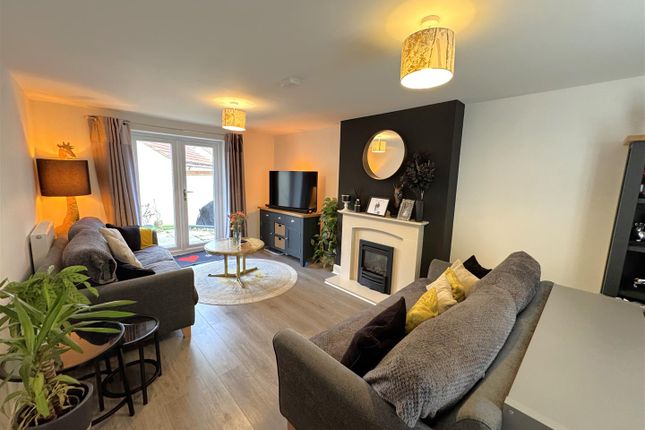 35, Greys Road, Weymouth photo 2