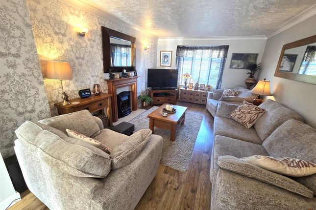 9, Kirkpatrick Drive, Worksop photo 2