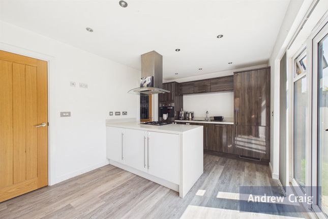 21 Fenchurch Close, Five Mile Park photo 3
