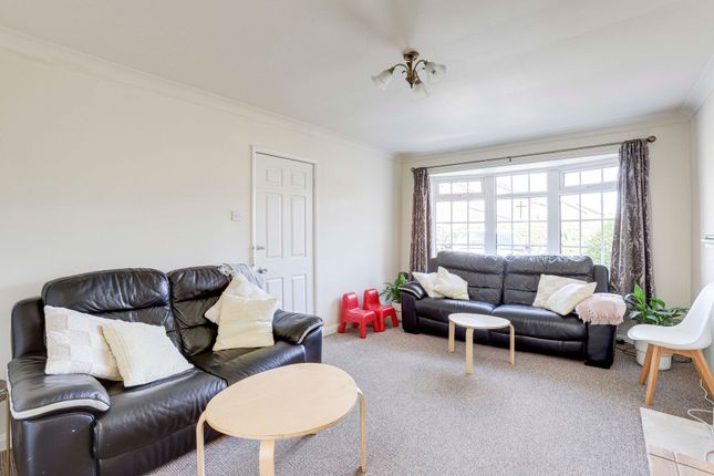 1 Hollinwell Court, Nottingham photo 2