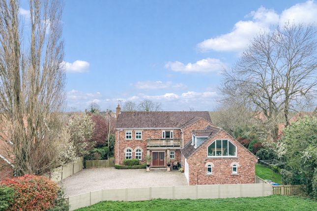 Bell House, North Field Way, York photo 3