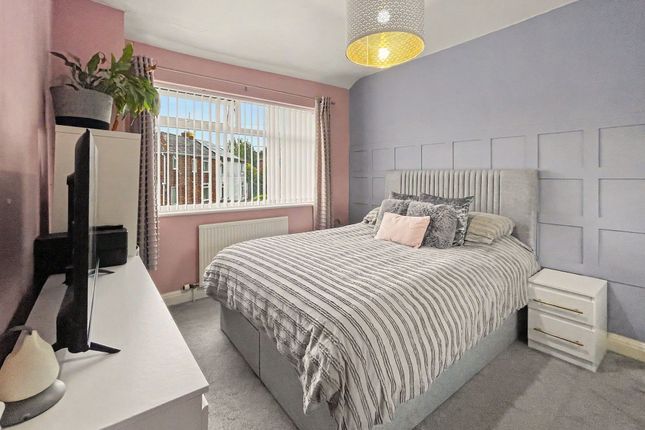 120 Outwood Road, Manchester photo 3
