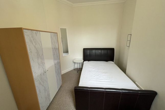 Flat to rent in Stretton Road, Leicester