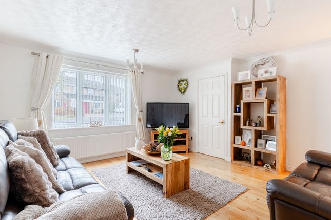 5 Hawthorn Way, Bristol photo 3