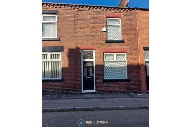 Terraced house to rent in Dixon Street, Horwich, Bolton