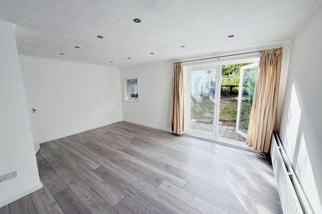 22, Ellisgill Court, Milton Keynes photo 2