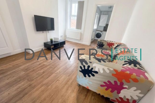 3-bed terraced on 41, Western Road, Leicester, £1,300/mo