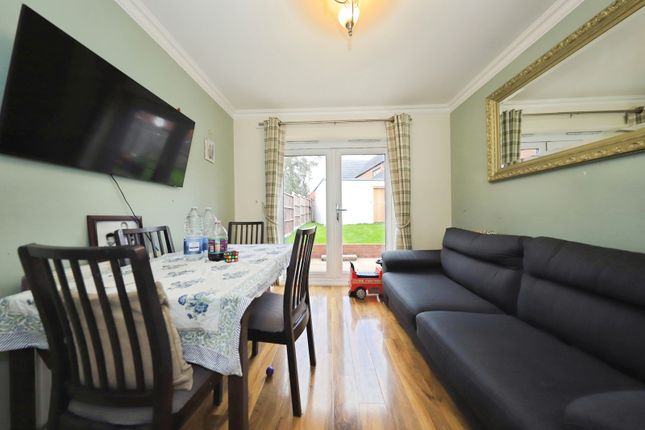 15, Hendon Avenue, West Midlands photo 4