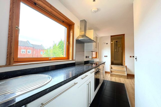Flat 6, 4 Cheltenham Road, Gloucester photo 4