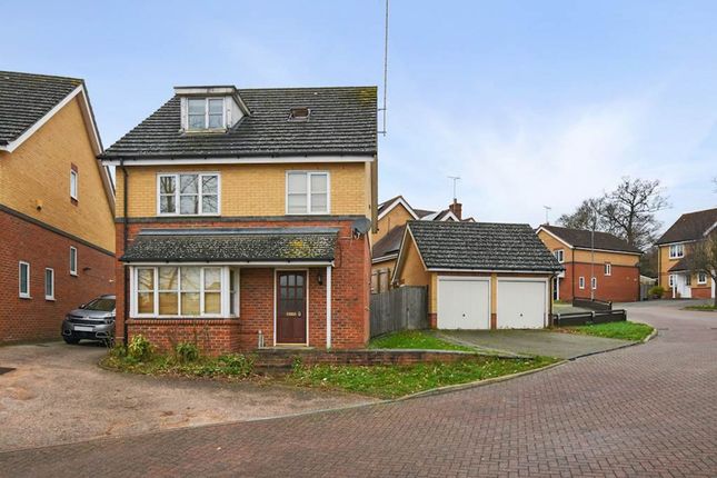 Thumbnail Detached house for sale in Gosse Close, Hoddesdon