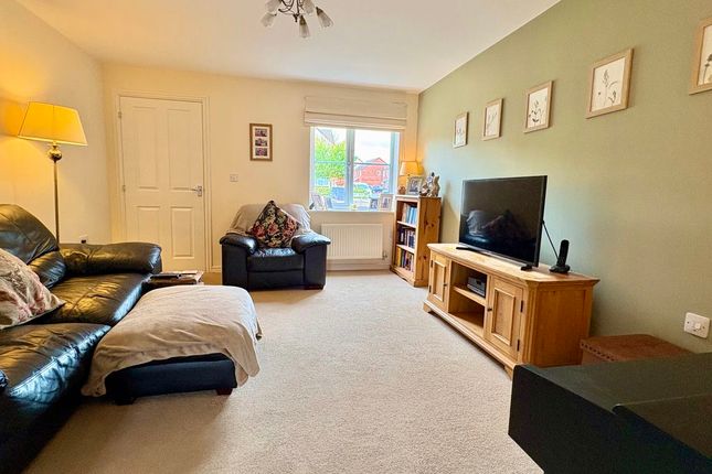 28, Bronte Drive, Newport photo 2
