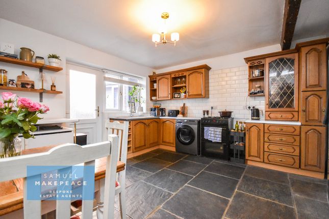 176 Ravens Lane, Bignall End, Stoke-on-Trent photo 4