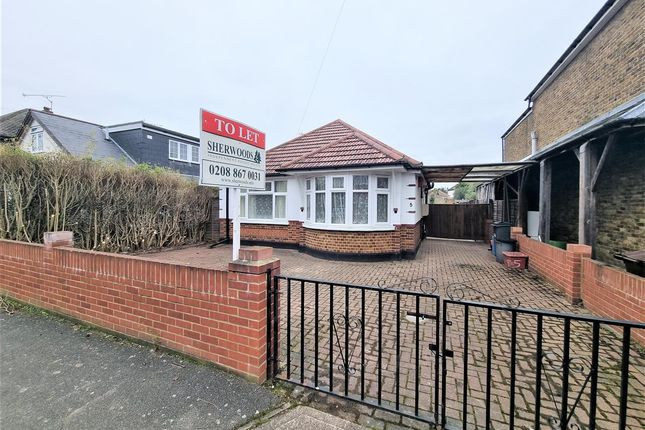 Thumbnail Bungalow to rent in Gould Road, Feltham