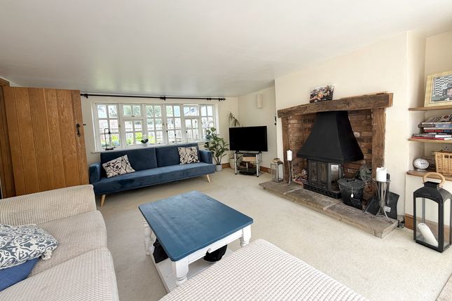 Pear Tree Cottage, Back Lane, Birdingbury photo 2