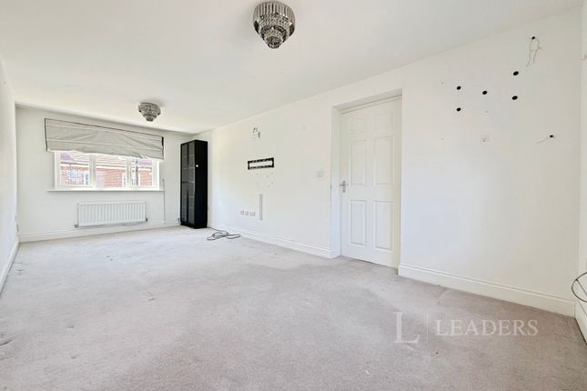 172, Brooklands Avenue, Bedford photo 3